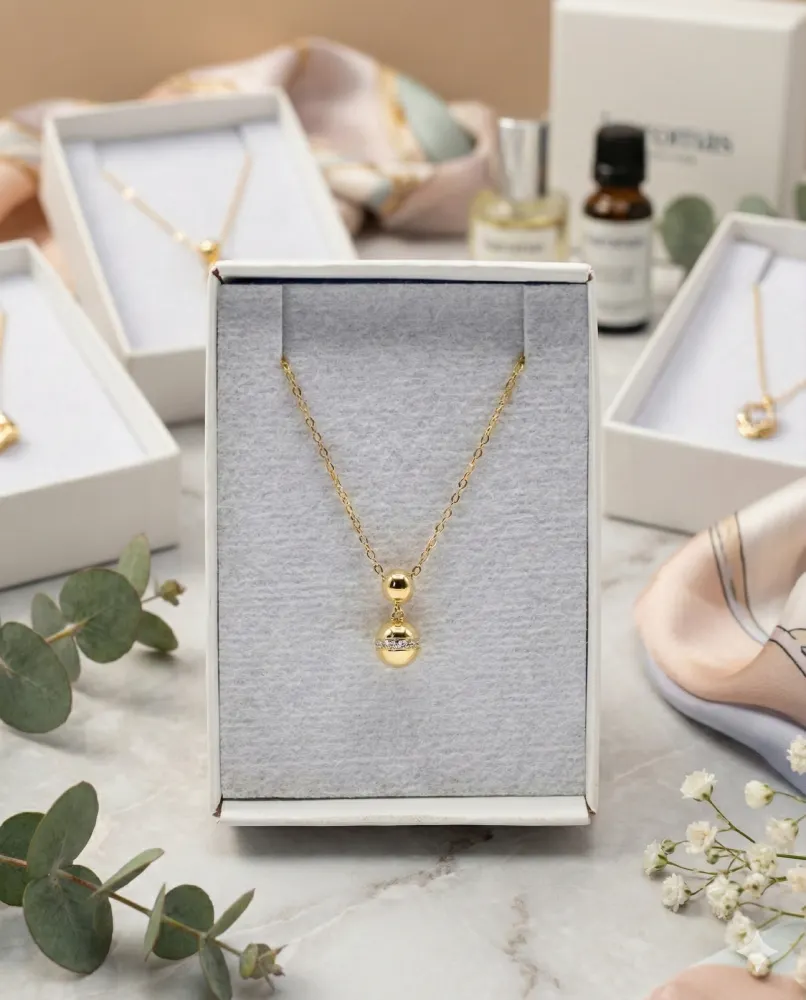 Collar Órbita Dorada